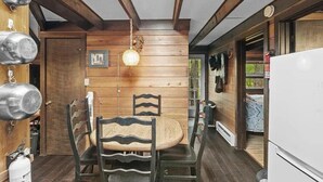 Unclassified image, 3 of 18, button - Cozy 2-bedroom chalet cabin in Pocono Lake. Pool, Beach, Lake, Tennis (Pocono Lake)