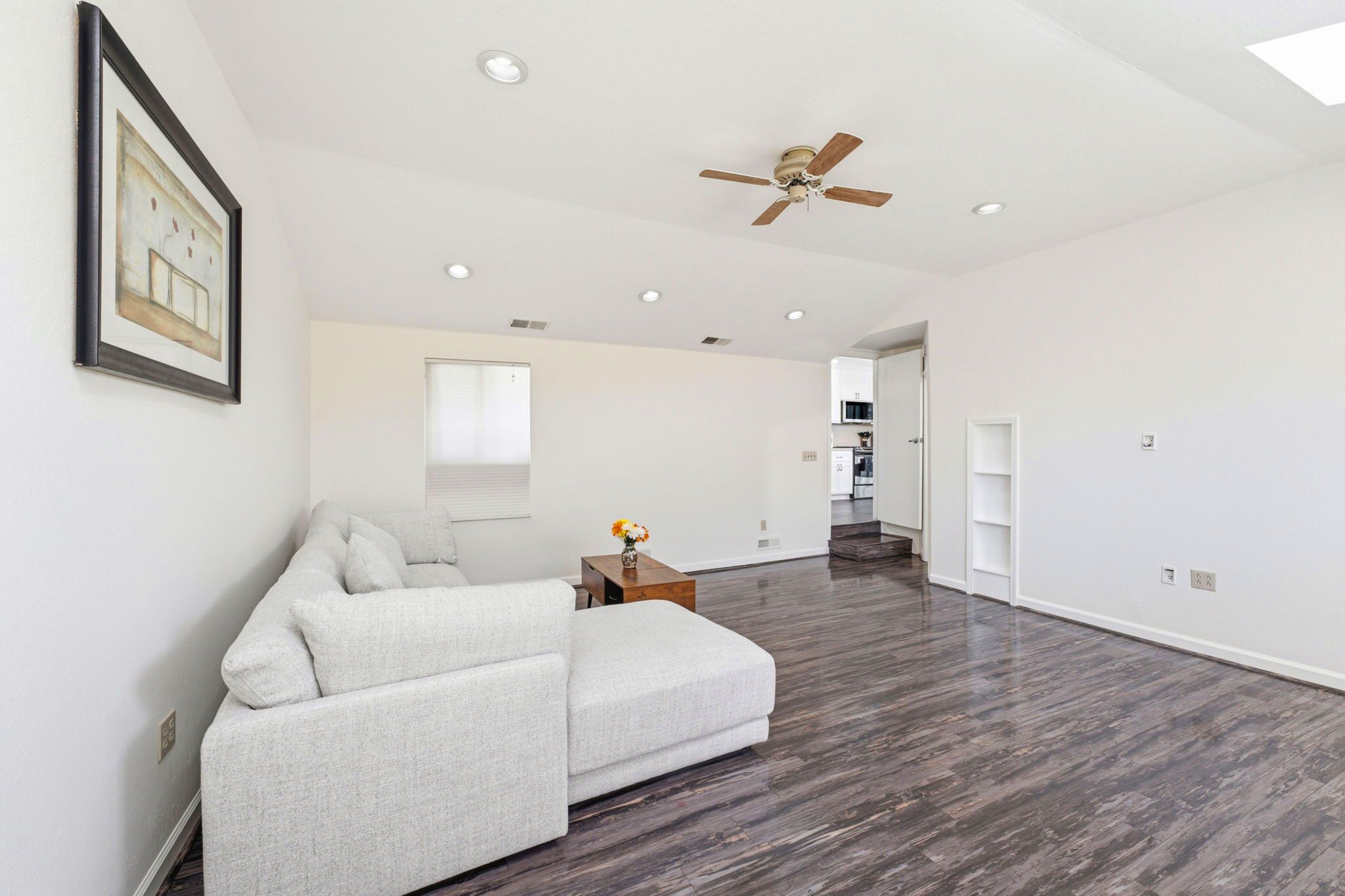 Modern Silicon Valley Home With Spacious Backyard & Laundry - Los Gatos, CA