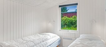 "Anemette" - 900m from the sea by Interhome