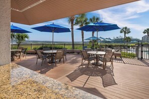 Outdoor dining - 2 Bedroom Villa at Sunset Pointe Resort (Hilton Head Island)