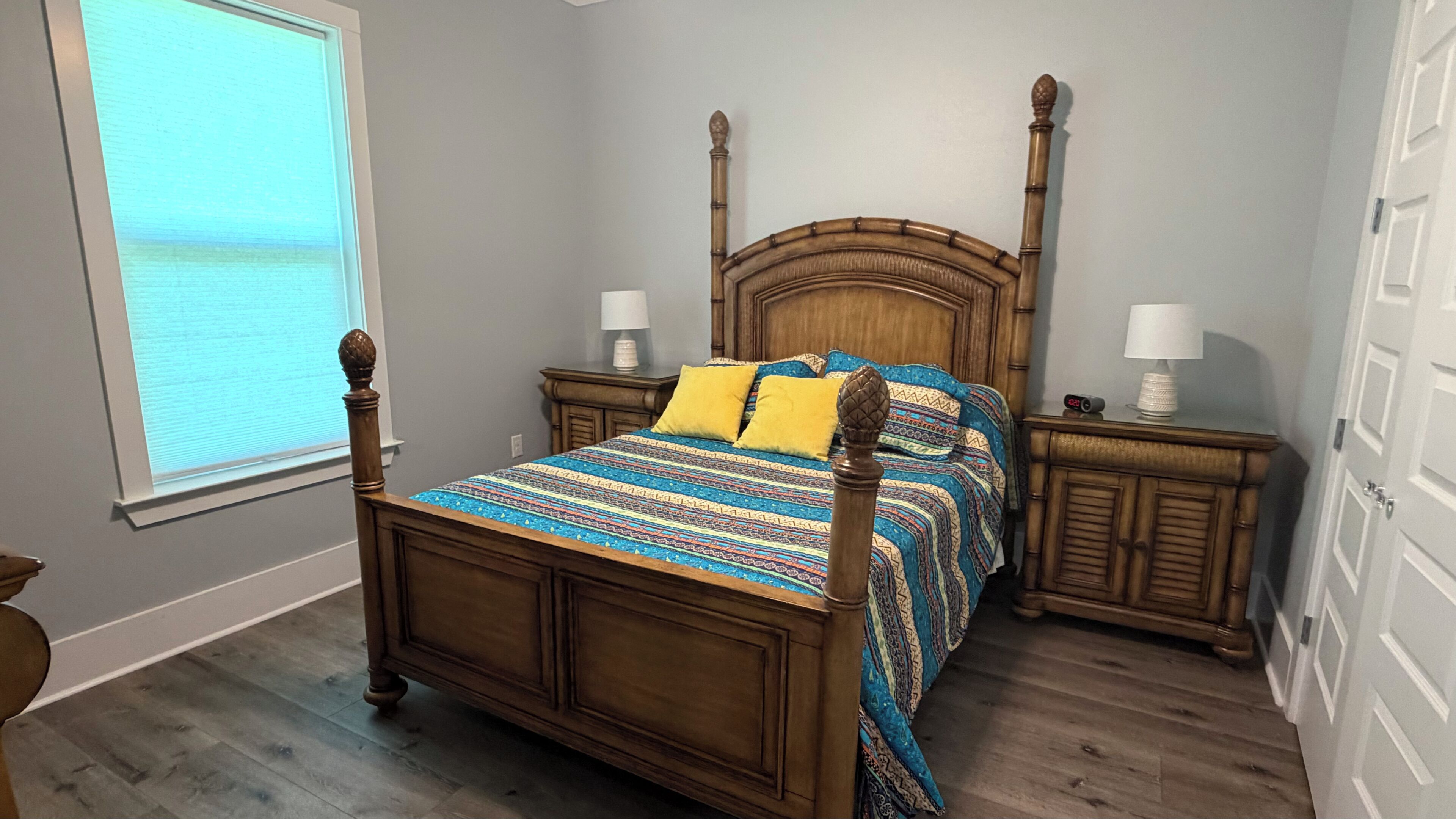 2 bedrooms, WiFi (free), bed sheets