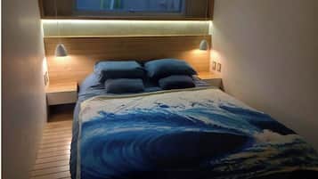 Apartamento, sacada, vista parcial para o mar | Wi-Fi de cortesia