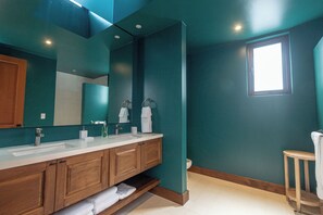 Bathroom - 4BR Luxury Villa, Private Pool + Terrace in Las Catalinas (Las Catalinas)