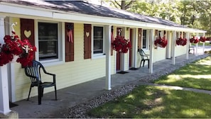 Exterior - Interlochen Motel (Interlochen)
