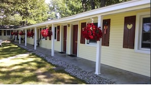 Exterior - Interlochen Motel (Interlochen)