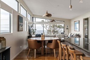 Dining - 138 Tasman, a place to unwind (Bicheno)