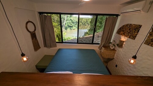 Villa Ora • Riverfront Pool • Near San Ignacio