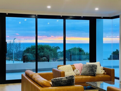 Peninsula Beach house
