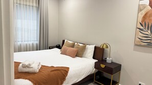 Iron/ironing board, WiFi, bed sheets - Peninsula Beach house (Mount Eliza)