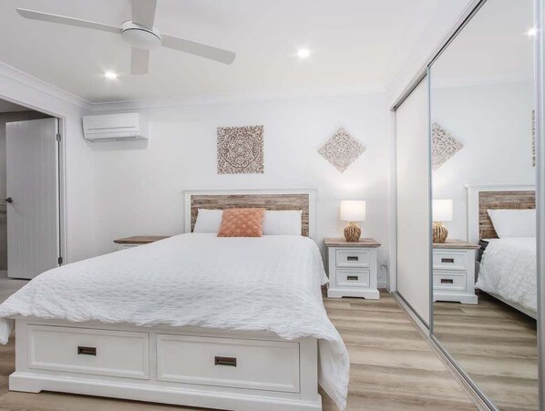 3 Schlafzimmer, Bügeleisen/Bügelbrett, WLAN, Bettwäsche