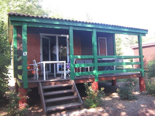 Chalet confortable avec terrasse, animaux OK - 6 pers.