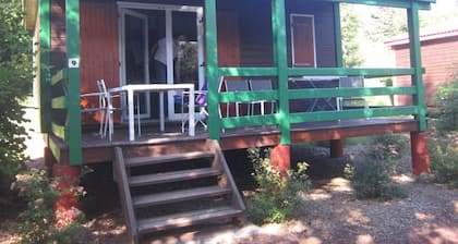 Chalet confortable avec terrasse, animaux OK - 6 pers.
