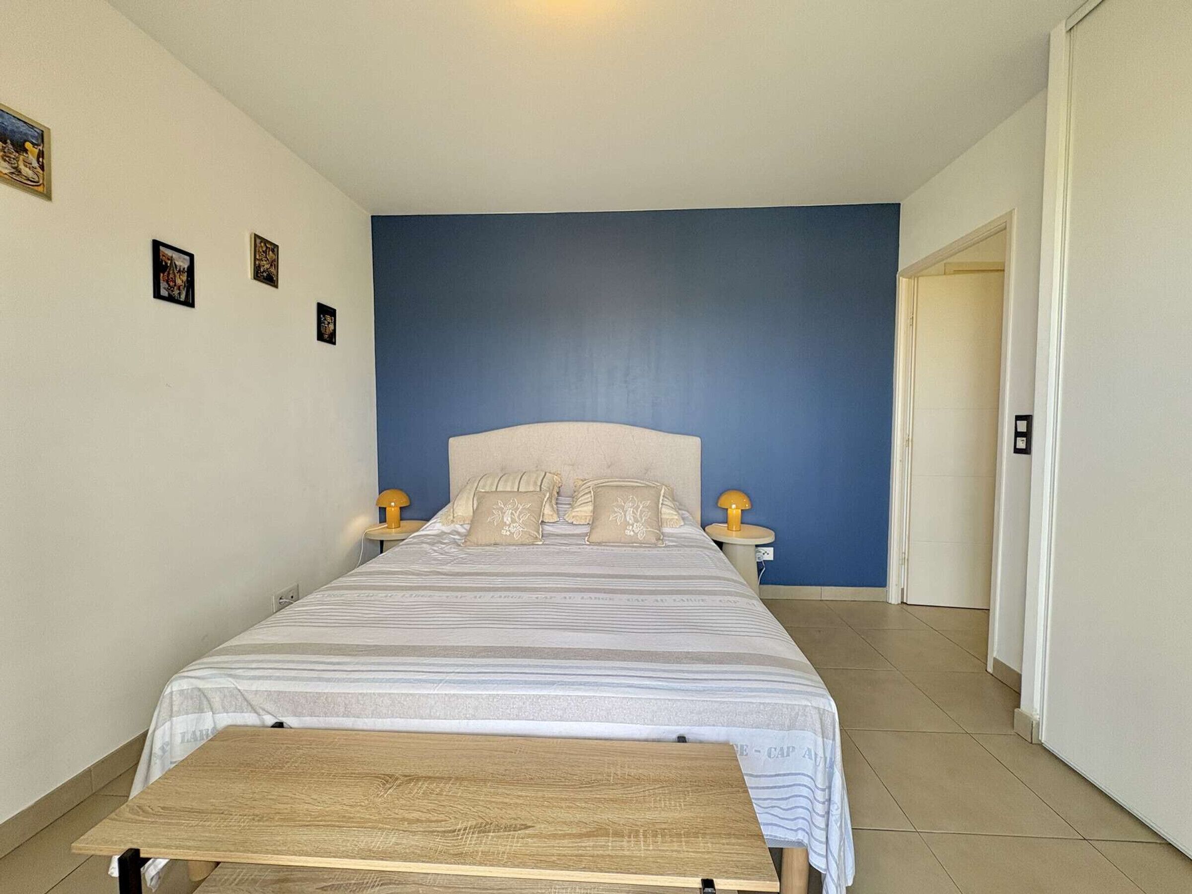 Bright Apartment, Parking - 3 Guests - Antibes