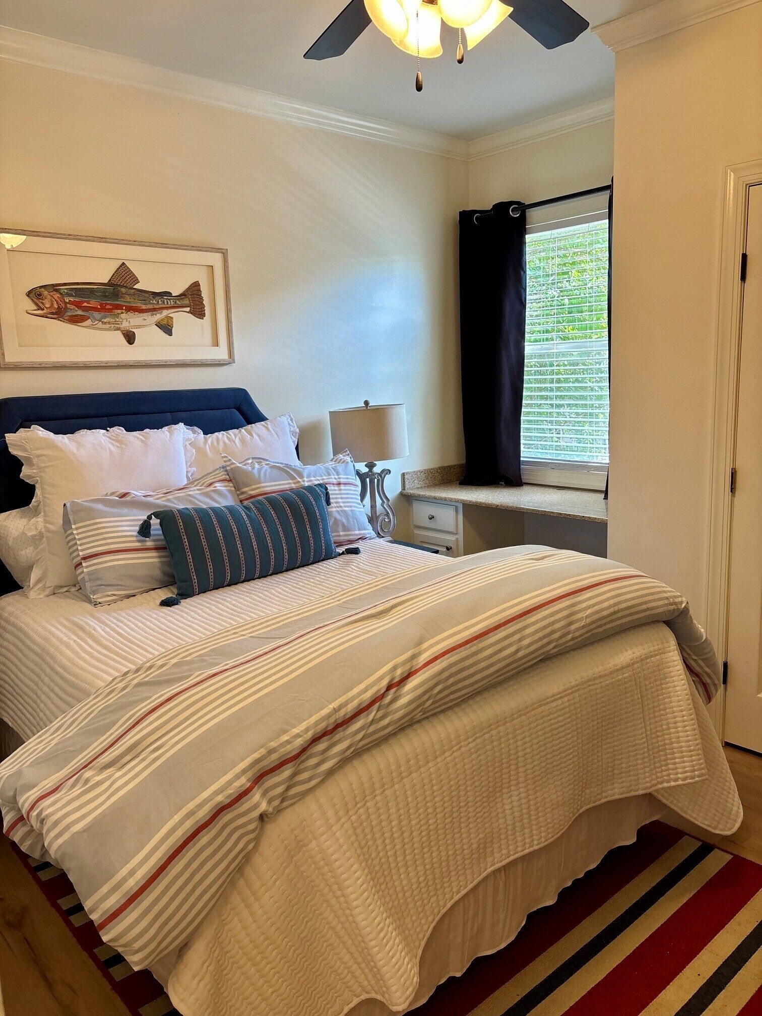 3 chambres, bureau, fer et planche à repasser, Wi-Fi gratuit