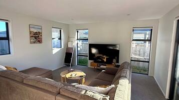 Smart TV, books