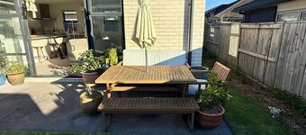 Modern 3 bedroom house in Papamoa Beach, 15 minute walk to the beach!
