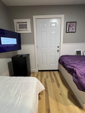 Room - Taylor's Cozy Little Apartment Pets Welcome Two Beds (Little Rock)