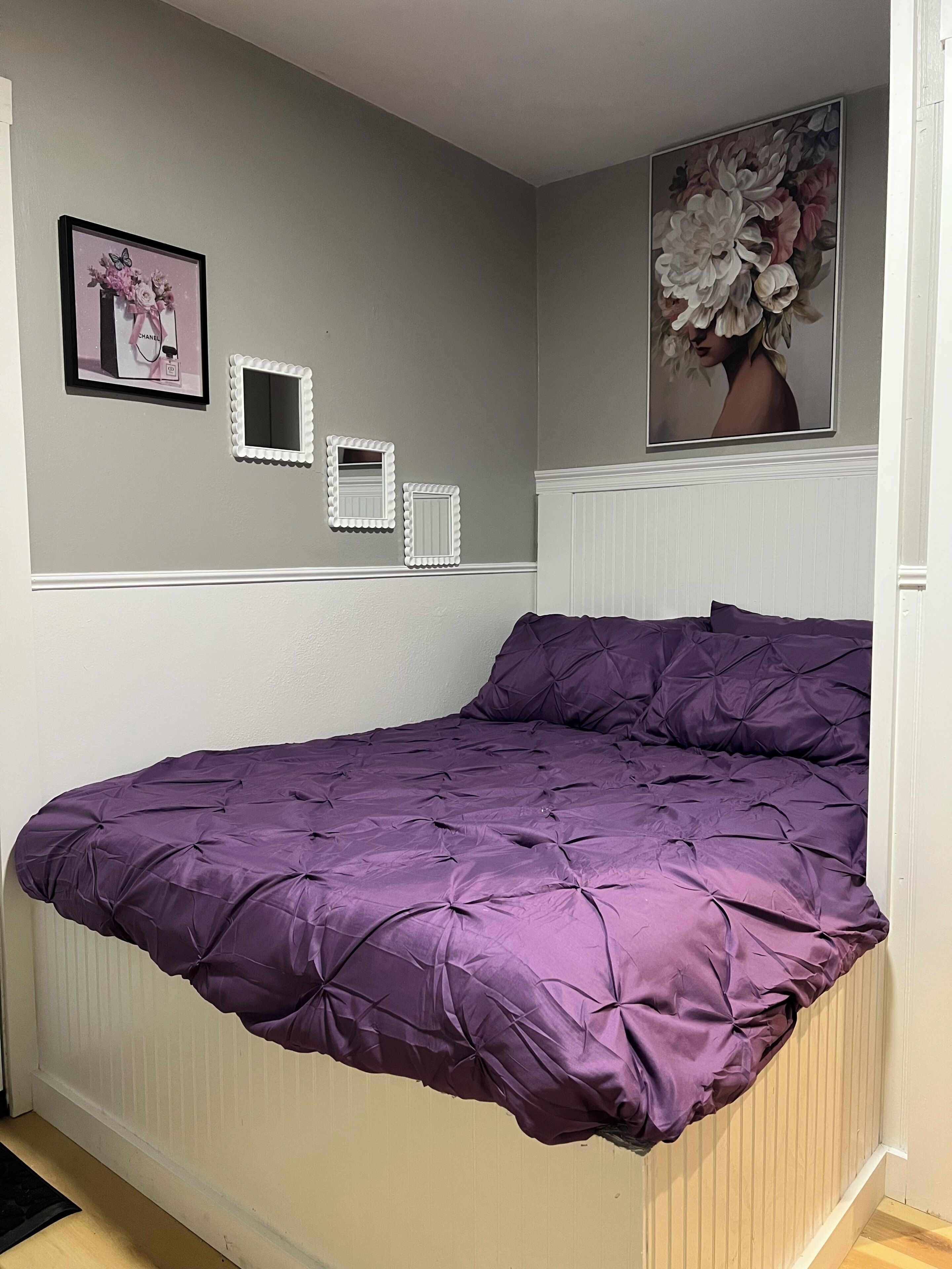 WiFi, bed sheets