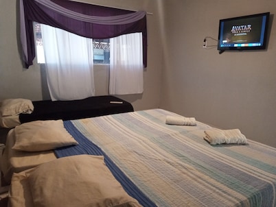 Accommodation for up to 6 people.