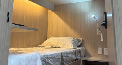 Onkel Inn Airport Sleepbox