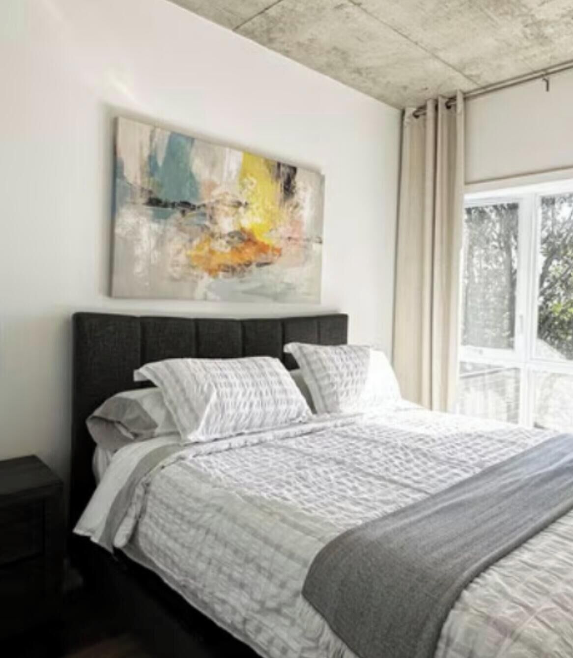 Condo 3 1/2 Spacieux à Montréal - Dorval
