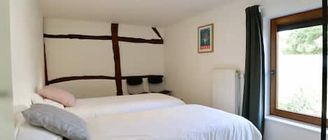3 bedrooms, internet