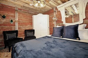 3 soverom, strykejern/-brett, internettilgang og sengetøy