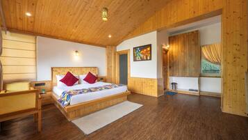 Luxury Room, Balcony, Valley View | Desk, blackout curtains, iron/ironing board (on request), free WiFi