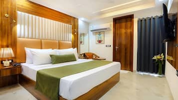 Superior Double Room, City View