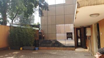 Fachada de la propiedad