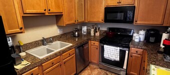 Charming 3-bedroom house with AC in quaint and quiet Reno neighborhood,