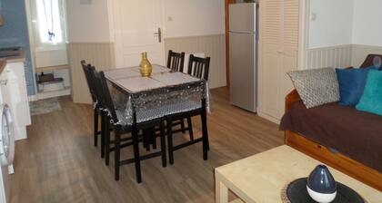 Appartement séjour, cuisine, 1 chambre dans le magnifique quartier de Saint-Malo