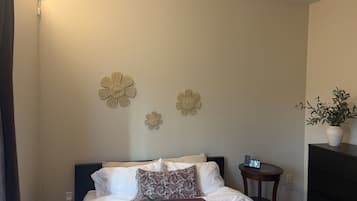 2 Schlafzimmer, Bügeleisen/Bügelbrett, Internetzugang, Bettwäsche