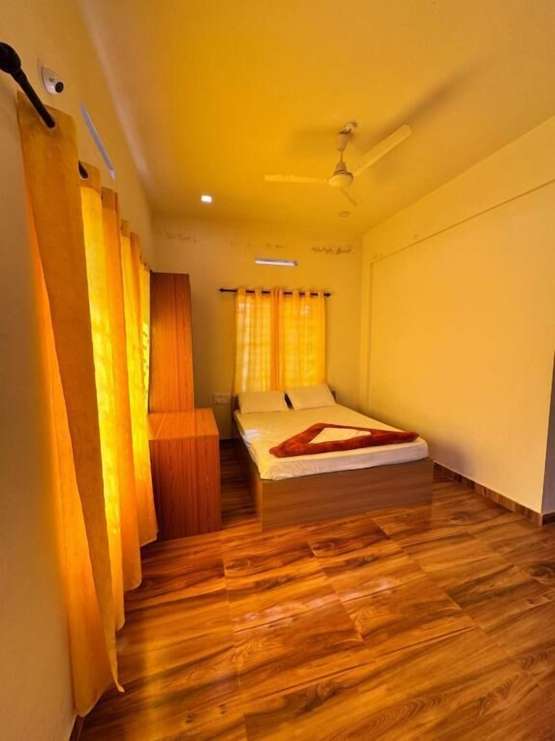 Standard Double Room, 1 Katil Kelamin (Double), Mountain View | Wi-fi percuma 