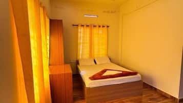 Standard Double Room, 1 Katil Kelamin (Double), Mountain View | Wi-fi percuma