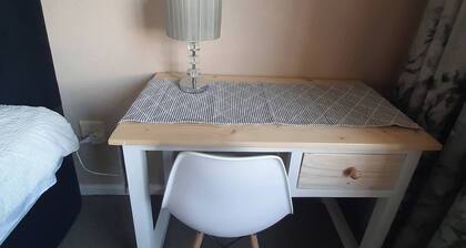 Lovely 3 bedroom with full sea view, restaurants,