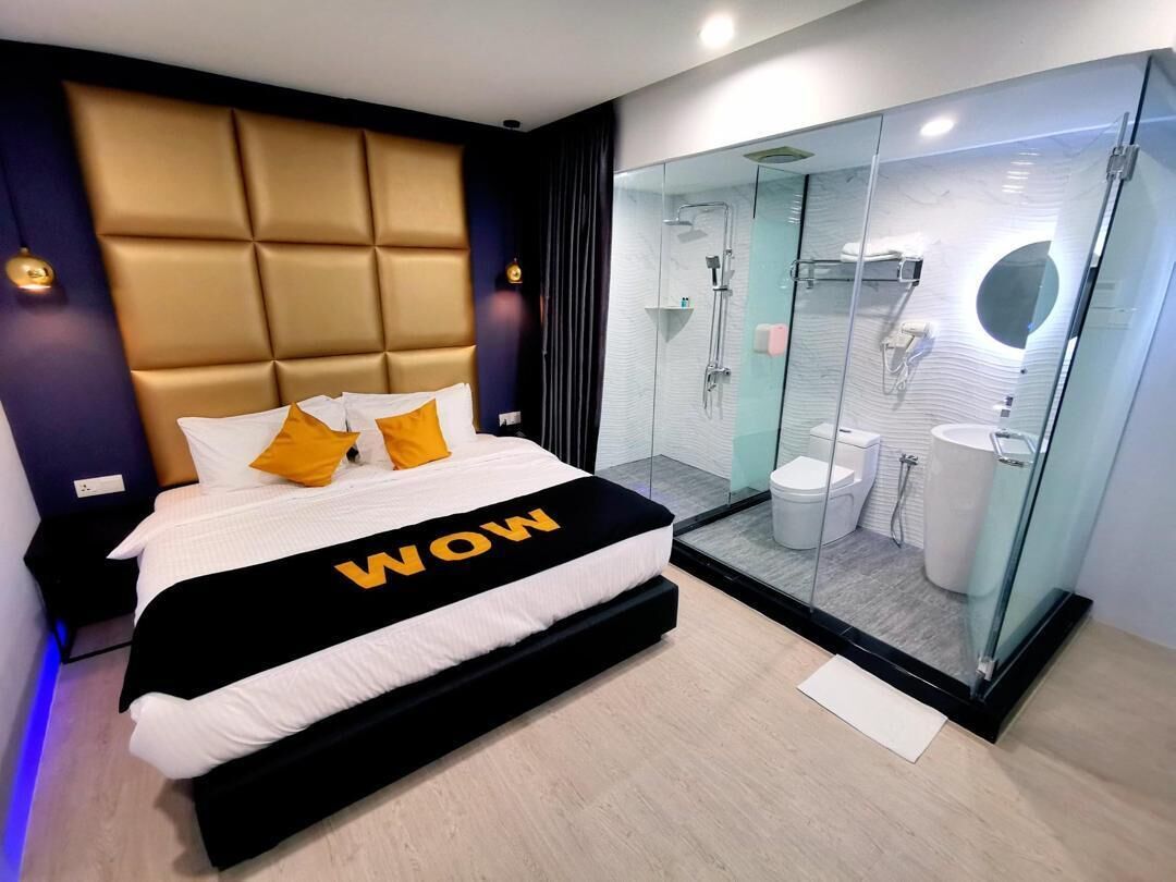 Quarto casal standard, vista para a cidade | Cofres nos quartos, ferros/tábuas de passar roupa, Wi-Fi de cortesia