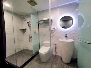 Bathroom - The Wow Boutique (George Town)