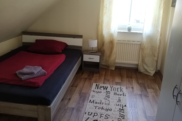 Schlafzimmer 3