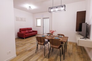 Dining - EDN7 Court (Sannicandro di Bari)