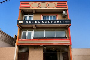 Exterior detail - SunFort (Rajgir)