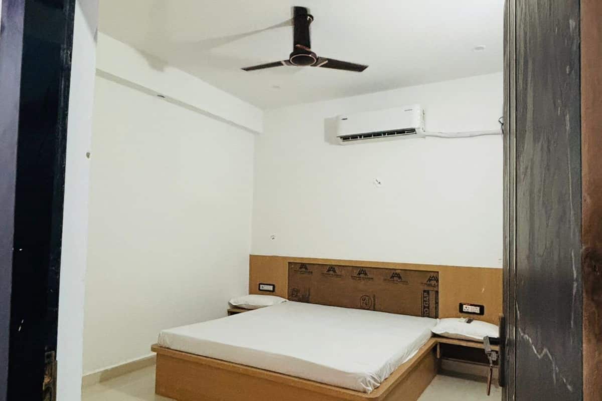 Habitación Deluxe, balcón, vista a la ciudad | Wifi gratis y ropa de cama