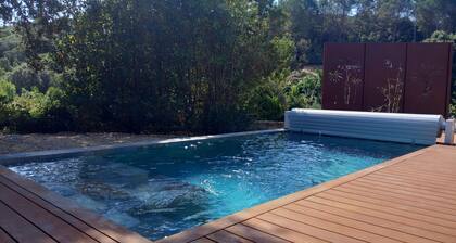 LA CASA DE LOS TORRES: A new villa located just a few minutes from Lake Salagou.
