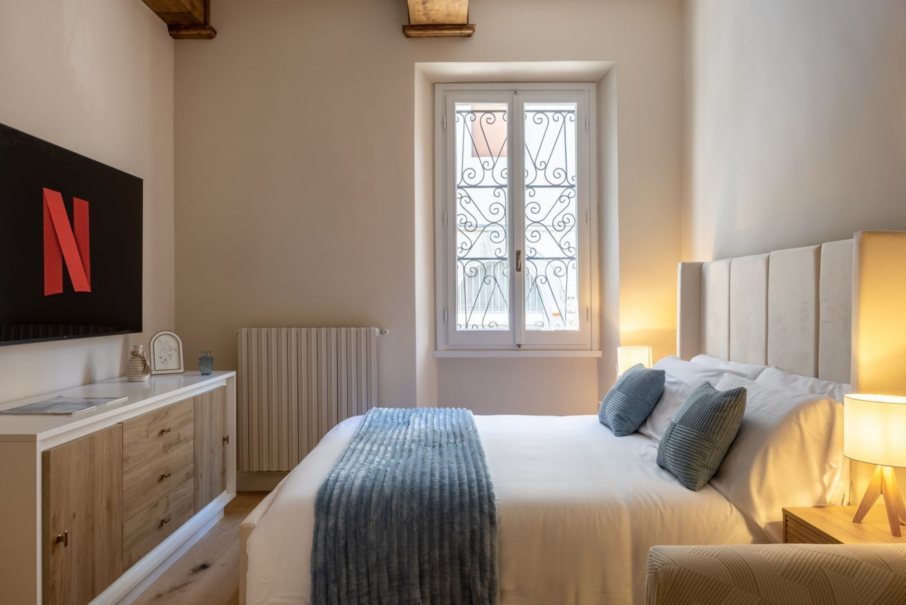 4 bedrooms, iron/ironing board
