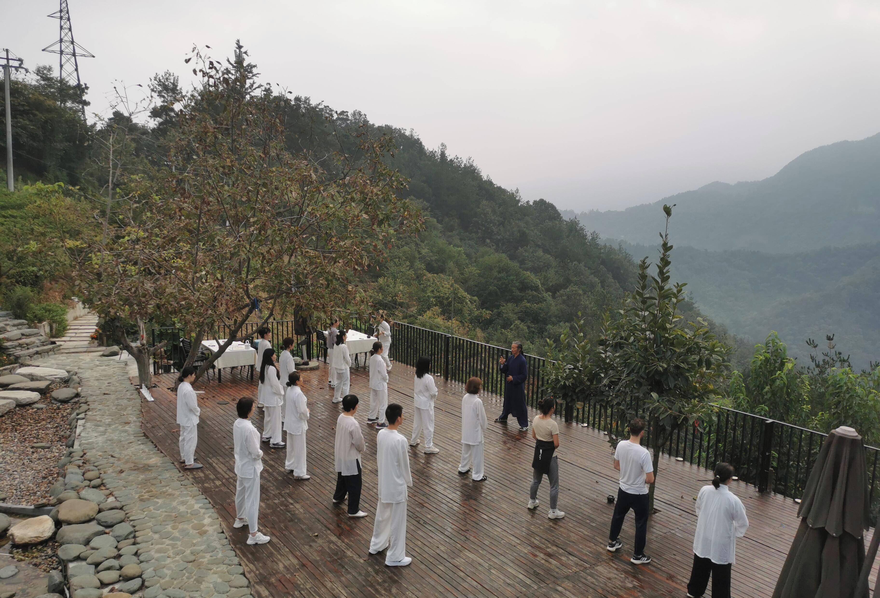 健身设施