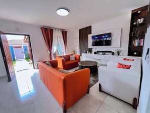 Smart-TV, Videospiele, Bücher