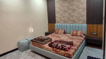 Kamar