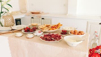 Tägliches inbegriffenes Frühstücksbuffet