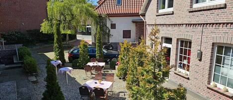 Family Triple Room | Courtyard view
