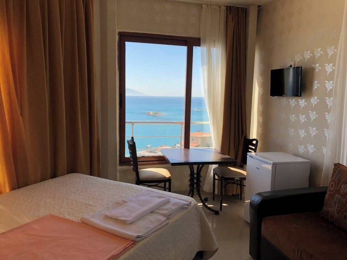 Suite Familiale, balcon, vue mer